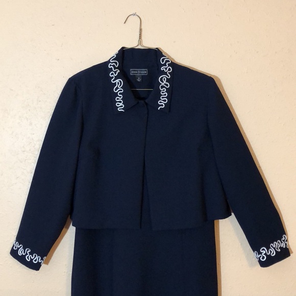 Donna B. Taylor Dress - Picture 2 of 9